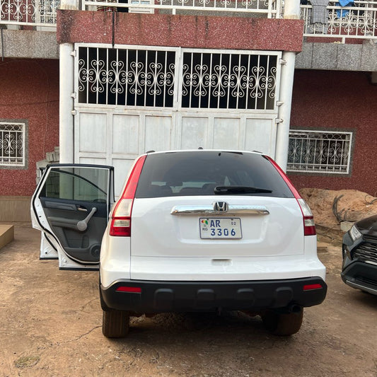Location Honda CRV à Conakry – Avec Chauffeur Inclus